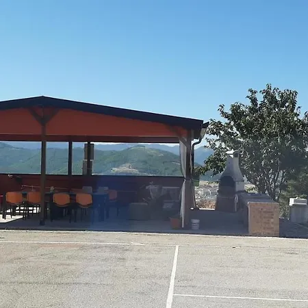 Sotto Li Foj Country house